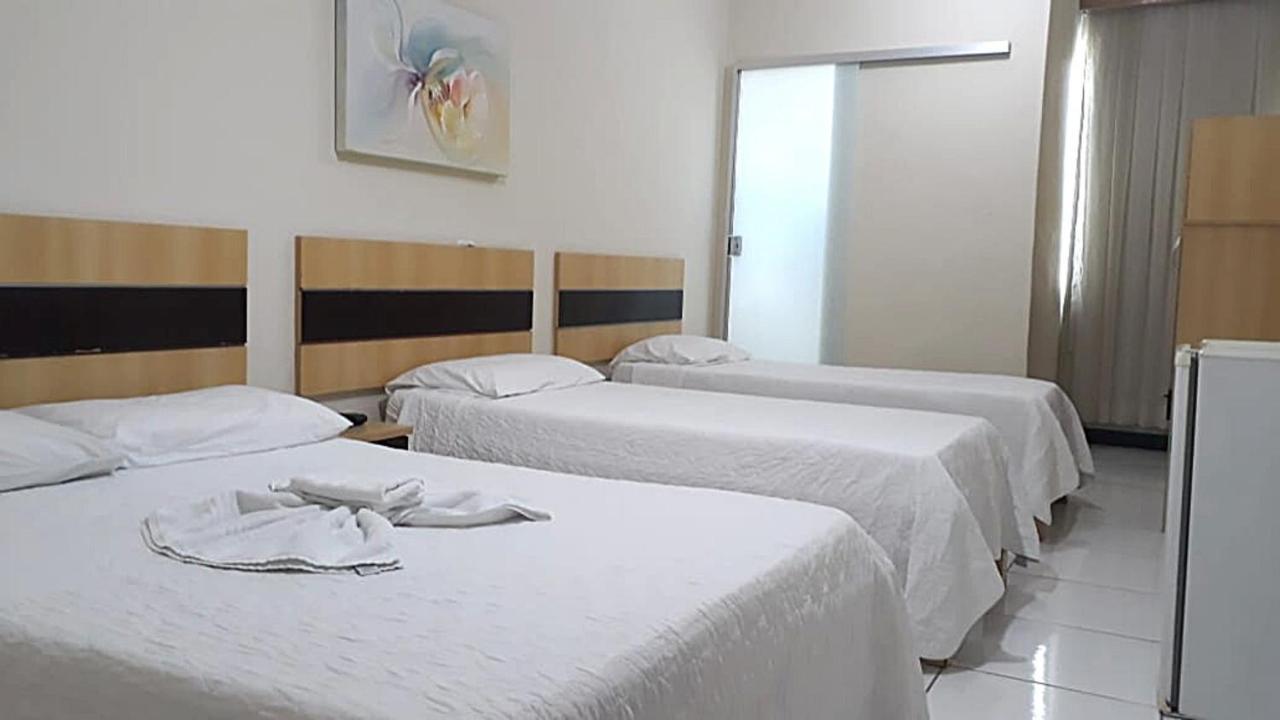 Gv Park Hotel غوفيرنادور فالاداريس الغرفة الصورة