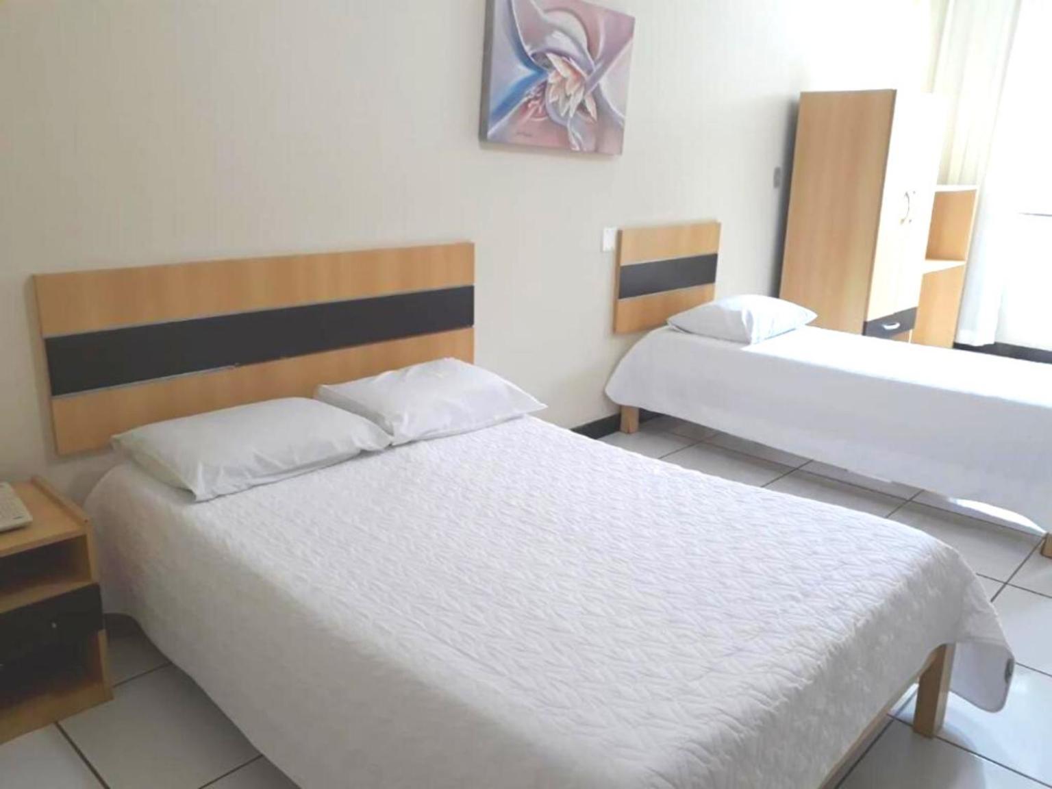 Gv Park Hotel غوفيرنادور فالاداريس الغرفة الصورة