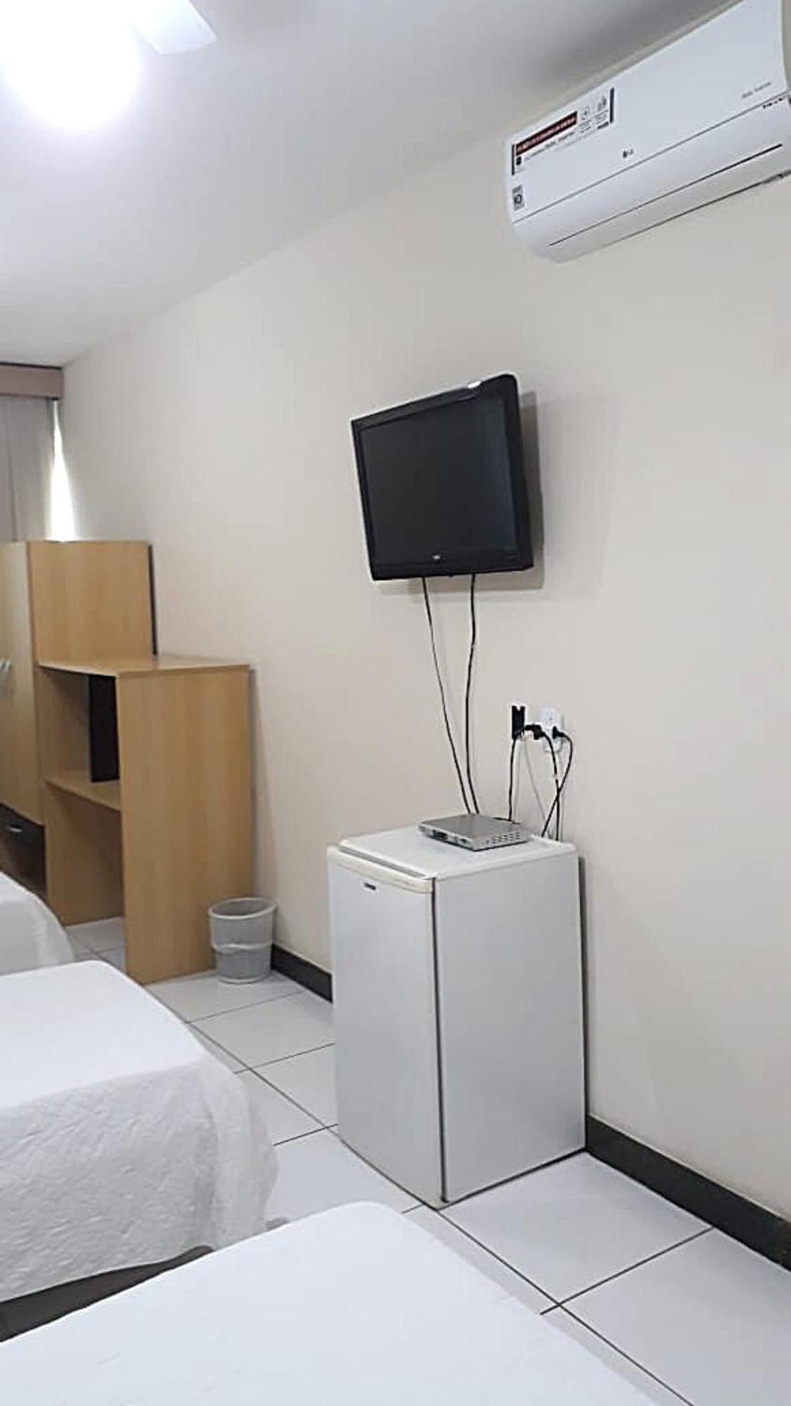 Gv Park Hotel غوفيرنادور فالاداريس الغرفة الصورة