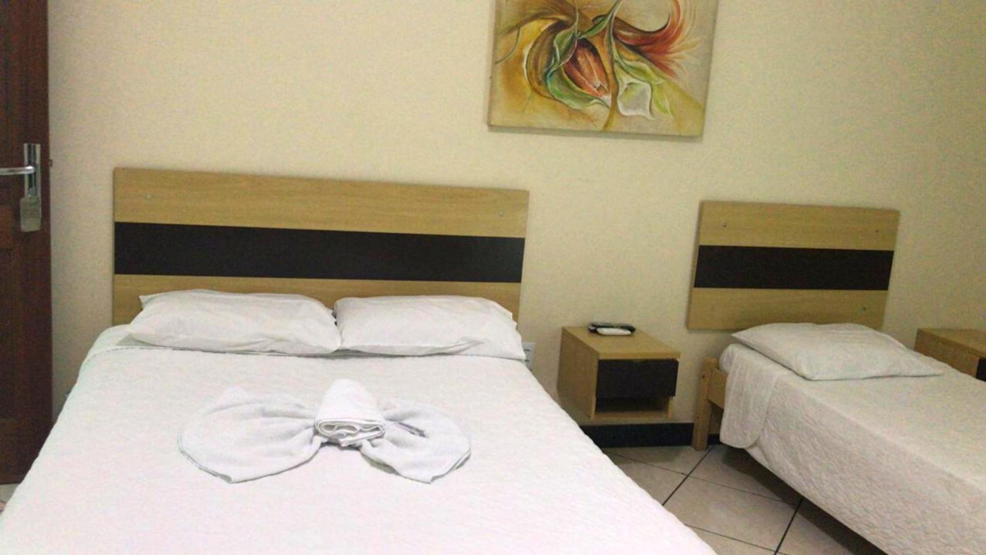 Gv Park Hotel غوفيرنادور فالاداريس الغرفة الصورة